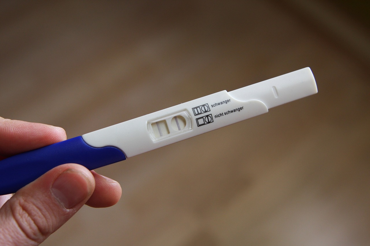 Kiedy zrobić test ciążowy – po ilu dniach od stosunku test będzie wiarygodny?