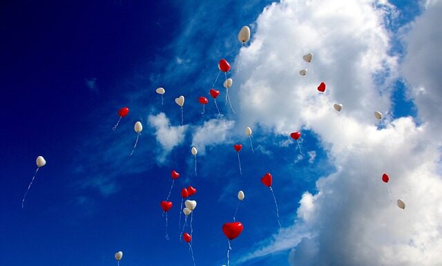 Jak zrobić balony na tort?