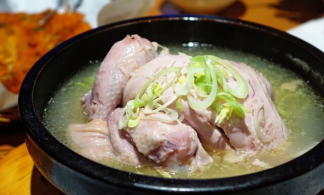 Co dodać do rosołu żeby był dobry?