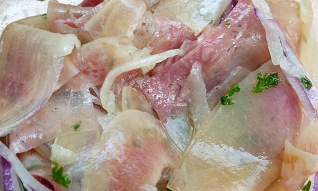 Jak zrobić sos winegret? Jak zrobić sos winegret?